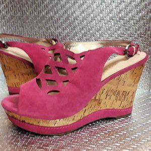 Franco Sarto Pink Suede Cage-Wedge | Size: 8.5M